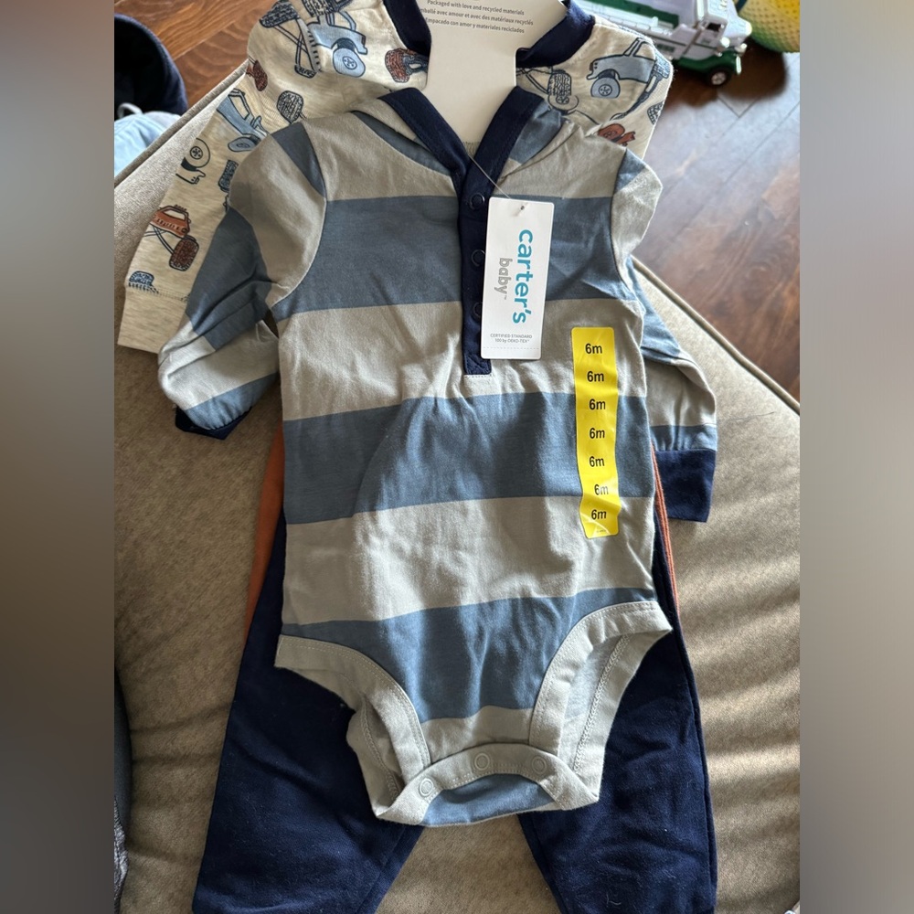 Carters Baby Boy Two Piece Long Sleeve Outfit Size 6 Months